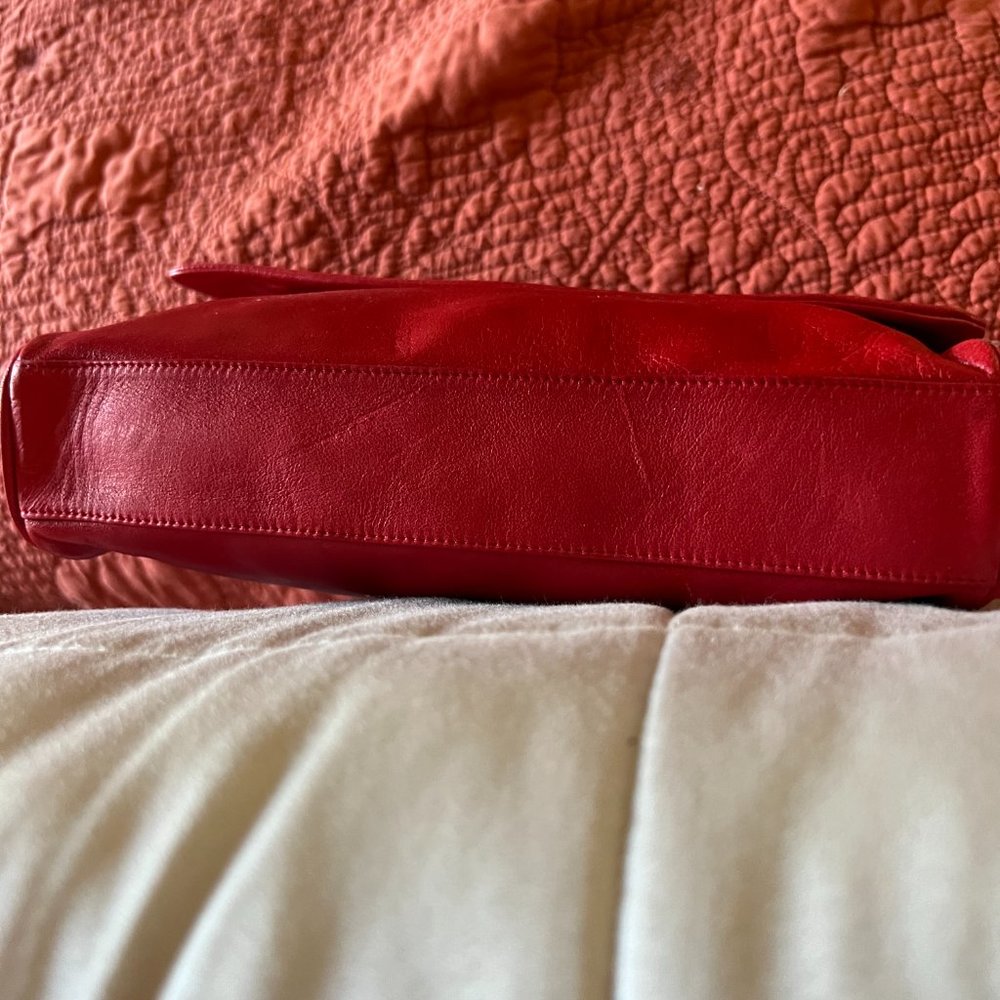Vintage pre-1980 Calvin Klein purse/clutch with removable strap - Picture 3 of 7